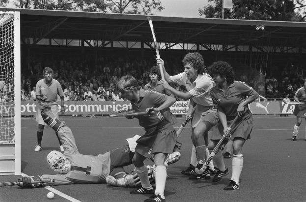 Kanadische Frauen gehen Druck vor der Flag Football Weltmeisterschaft entgegen